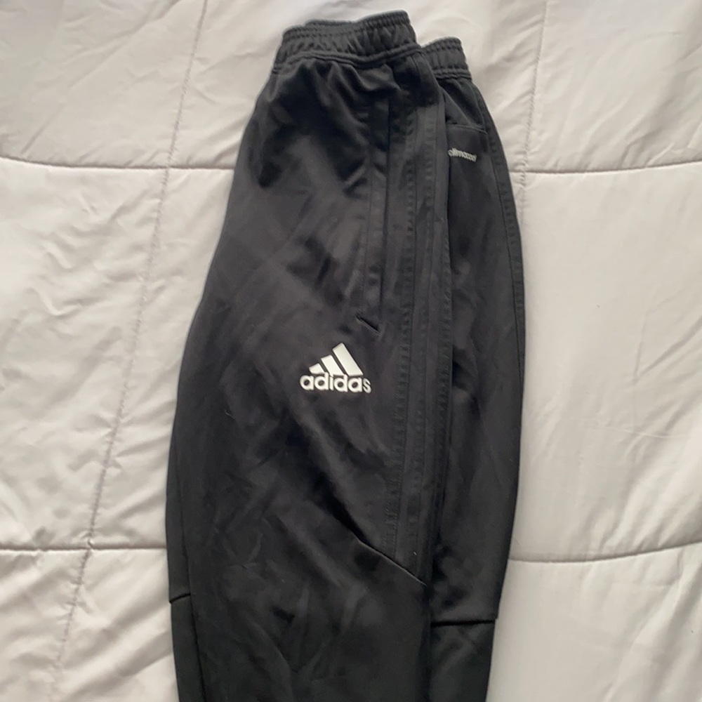 adidas - Picture 3 of 4